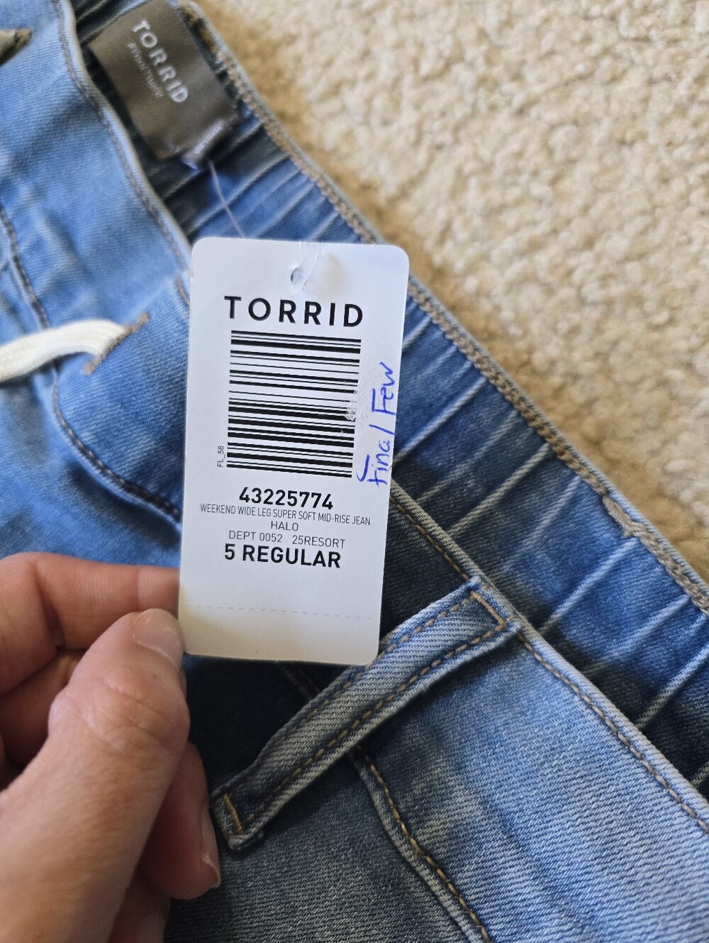 NWT Torrid 5X Weekend Wide Leg Mid-Rise Jean 5R Regular - Picture 12 of 16